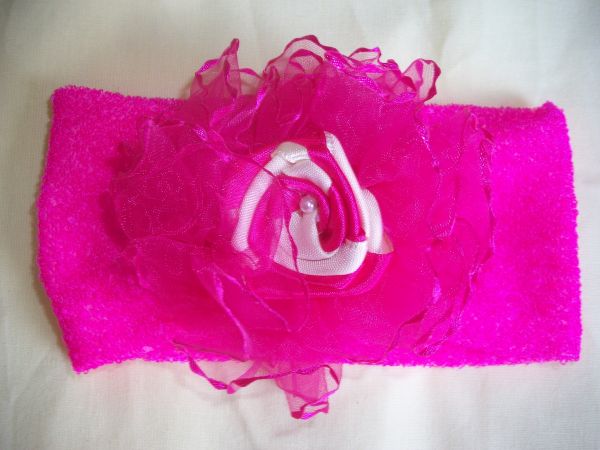 Tiara rosa buclê #B06